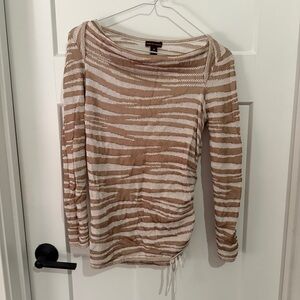 Dana Buchman Tan and White Zebra Patterned Top Cinched Side